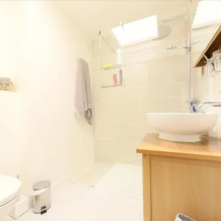 Nice Design Apt In Residence With Swimming Pool *